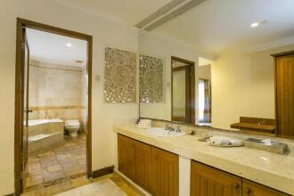Parigata Villas Resort