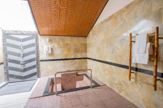 Diamond Bay Resort & Spa Nha Trang