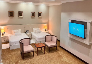 The Golden Crown Hotel