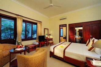 Golden Coast Resort & Spa