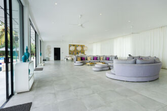 Green Turtle Villa By The Serendipity Collection