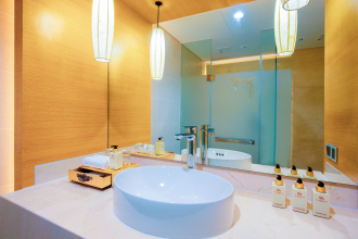 Seashells Phu Quoc Hotel & Spa Hotel