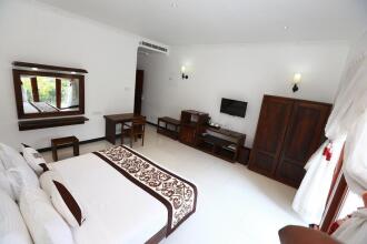 Royal Kandyan