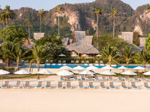 Saii Phi Phi Island Village