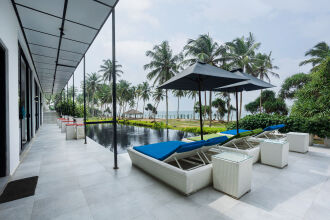 Green Turtle Villa By The Serendipity Collection