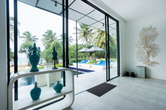 Green Turtle Villa By The Serendipity Collection