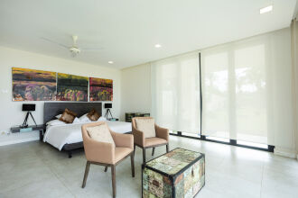 Green Turtle Villa By The Serendipity Collection