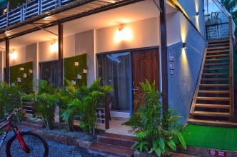 Artisan Resort And Cafe Hotel