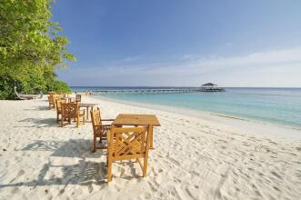 Royal Island Resort & Spa
