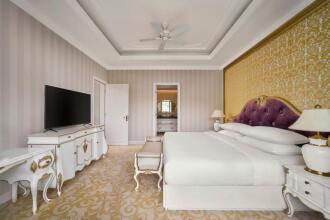 Nha Trang Marriott Resort & Spa, Hon Tre Island