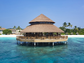 Reethi Faru Resort
