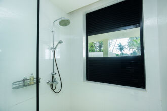 Green Turtle Villa By The Serendipity Collection