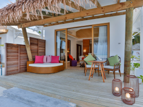 Cinnamon Hakuraa Huraa Maldives