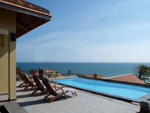 Romana Resort & Spa
