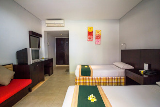Fourteen Roses Beach Hotel