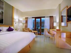 Quest Hotel Kuta