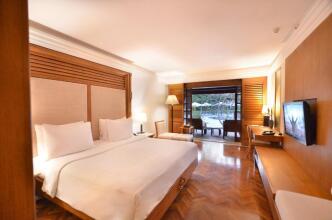 Nusa Dua Beach Hotel & Spa, Bali