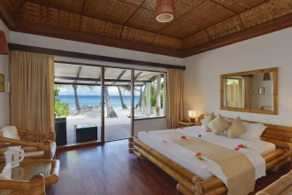 Angaga Island Resort & Spa