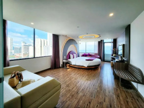 V Hotel Nha Trang