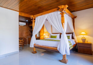 Wina Holiday Villa Kuta Bali