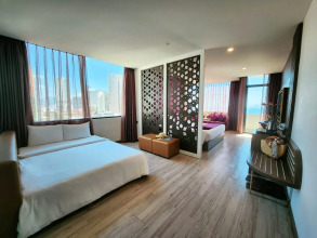V Hotel Nha Trang