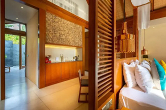 Furaveri Island Resort & Spa