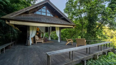 Buahan, A Banyan Tree Escape