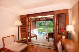 Nusa Dua Beach Hotel & Spa, Bali