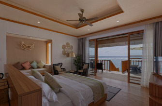 Brennia Kottefaru Maldives