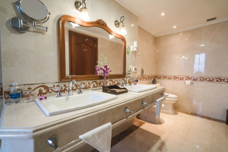 Grand Hotel Saigon