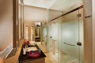 Heritance Negombo