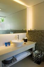 Holiday Inn Resort Kandooma Maldives