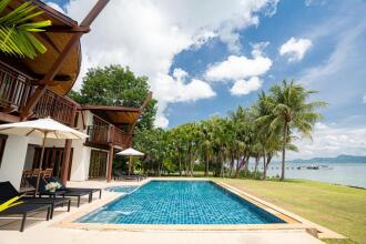 Barcelo Coconut Island