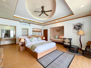 Brennia Kottefaru Maldives