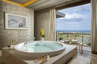 Mulia Villas