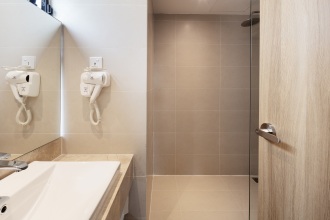 Ventana Hotel Nha Trang