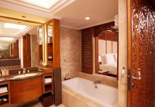 Nusa Dua Beach Hotel & Spa, Bali