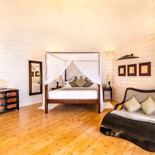 Komandoo Island Resort
