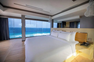 Swarn By Hawks Hotels (Ex. Clarks Exotica Kamadhoo Maldives)