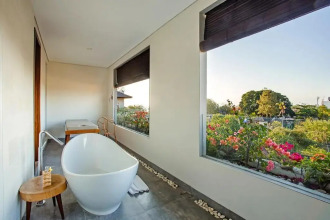 Jimbaran Bay Beach Resort & Spa