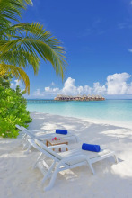 Angaga Island Resort & Spa