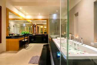 Ayara Kamala Resort & Spa