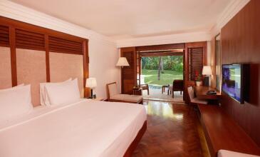 Nusa Dua Beach Hotel & Spa, Bali