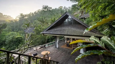 Buahan, A Banyan Tree Escape