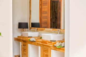 Kudafushi Resort & Spa