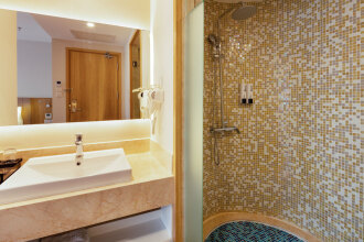 Ventana Hotel Nha Trang