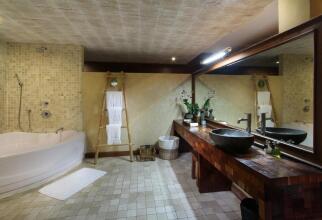 Kupu Kupu Barong Villas & Tree Spa By Loccitane
