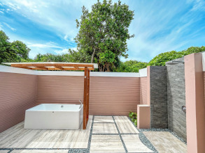 Kudafushi Resort & Spa
