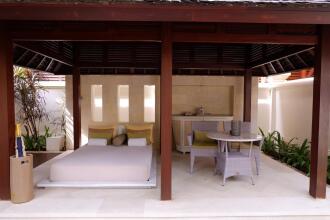 The Royal Santrian Villas