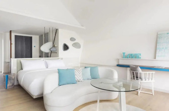 Lux South Ari Atoll Resort & Villas